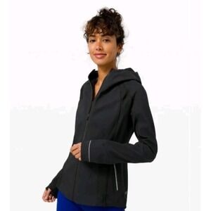 Lululemon Cross Chill Jacket Womens 8 Black Hooded Softshell  Waterproof Stretch